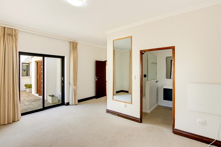 4 Bedroom Property for Sale in Croydon Vineyard Estate Western Cape